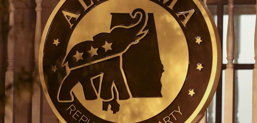 Alabama Republican who once spurned Trump wins runoff election