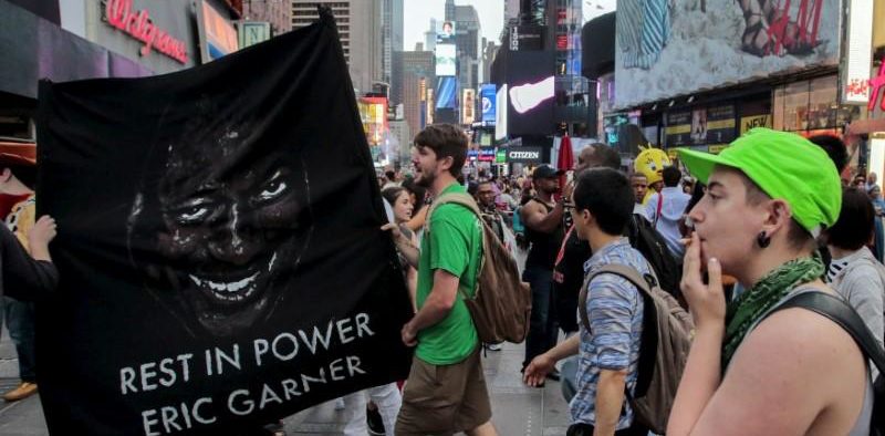 New York police ready to act in chokehold case; will not keep waiting for U.S.