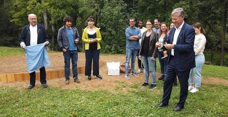 Ackroyd &Harvey, Guillaume Barth: Expo explores sustainability of nature and humans