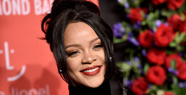 Rihanna Inks Publishing Deal With Sony/ATV